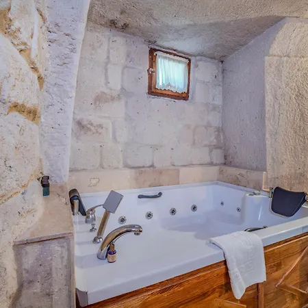 Castle Cave Hotel-3